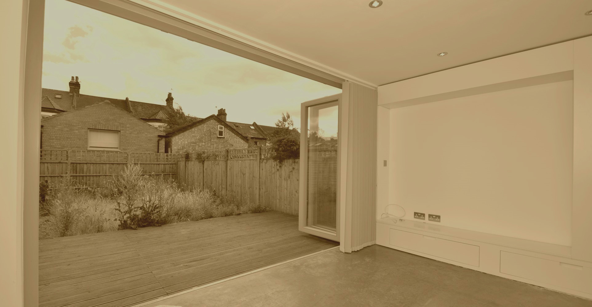 Slider, Glaziers in Elm Park, RM12